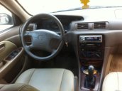 Cần bán xe Toyota Camry 2001, xe nhập, giá chỉ 385 triệu