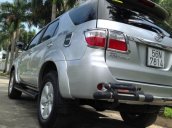 Bán xe Toyota Fortuner năm 2009, màu bạc