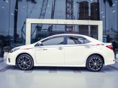 Bán xe Toyota Corolla Altis đời 2015, màu trắng 