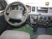 Xe Toyota Hiace đời 2005, xe đẹp