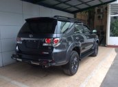 Cần bán xe Toyota Fortuner đời 2015 giá 910 tr