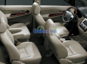 Mình cần bán xe Toyota Innova 2.0E - xe mới 100%, số tay 5 cấp