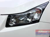 Chevrolet Cruze LS 1.6MT, màu trắng, số sàn, sản xuất năm 2011, lắp ráp trong nước cần bán giá 422 tr