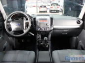 Bán xe Ford Everest đời 2014, màu bạc, chính chủ