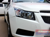 Chevrolet Cruze LS 1.6MT, màu trắng, số sàn, sản xuất năm 2011, lắp ráp trong nước cần bán giá 422 tr