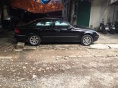 Tôi muốn bán xe Mercedes E240 màu đen, sản xuất 2003, xe đi giữ gìn 