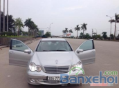 Cần bán xe Mercedes C280 đời 2006, số tự động màu bạc. Biển số Hà Nội, giấy tờ chính chủ