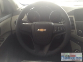 Bán Chevrolet Cruze 2015, màu đen, giá 572tr xe đẹp