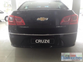 Bán Chevrolet Cruze 2015, màu đen, giá 572tr xe đẹp