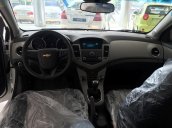 Bán Chevrolet Cruze LT sản xuất 2015, màu trắng