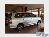 Toyota Innova năm 2015, màu bạc cần bán