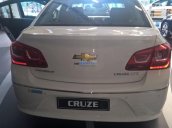 Cần bán Chevrolet Cruze năm 2015, màu trắng