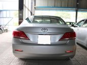 Bán gấp xe Toyota Camry 2.4G đời 2010, màu bạc