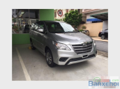 Toyota Innova năm 2015, màu bạc cần bán