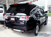 Xe Toyota Fortuner sản xuất 2013, màu đen cần bán