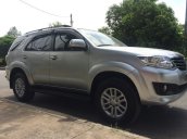 Bán gấp xe Toyota Fortuner năm 2012, xe nhập, số tự động, 840 triệu