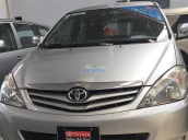 Xe Toyota Innova G đời 2012, màu bạc cần bán