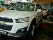 Bán ô tô Chevrolet Captiva đời 2015, màu trắng