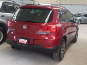 Cần bán gấp Volkswagen Tiguan LE đời 2012, màu đỏ, nhập khẩu chính hãng, giá 960tr