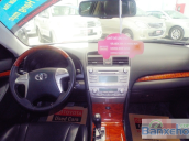 Xe Toyota Camry đời 2007, màu bạc, giá tốt cần bán