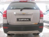 Xe Chevrolet Captiva năm 2015, màu bạc, giá tốt