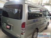 Toyota Hiace đời 2010, giá 620tr cần bán