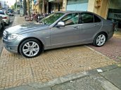 Mercedes C200, dòng Avangarde, màu bạc, đời 2008 cần bán