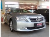 Cần bán xe Toyota Camry 2013, giá 1,11 tỉ