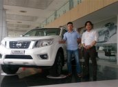 Cần bán xe Nissan Navara sản xuất 2015, màu trắng, nhập khẩu nguyên chiếc, giá 605tr