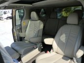 Toyota Sienna Limited màu vàng cát xe mới 100% nhập Mỹ