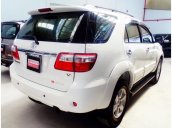 Toyota Fortuner đời 2009, màu trắng, giá 710 tr cần bán