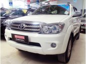 Toyota Fortuner đời 2009, màu trắng, giá 710 tr cần bán