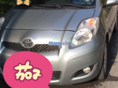 Bán xe Toyota Yaris đời 2012, màu bạc, nhập khẩu nguyên chiếc