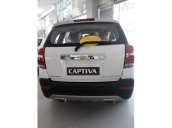 Bán Chevrolet Captiva sản xuất 2015, màu trắng, nhập khẩu