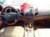 Toyota Fortuner đời 2009, màu trắng, giá 710 tr cần bán