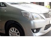 Innova 2012 màu bạc, bản G phom xe mới của 2013 cần bán