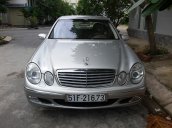 Cần bán xe Mercedes E240 2003, màu bạc, nhập khẩu nguyên chiếc, còn mới