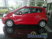 Cần bán xe Chevrolet Spark đời 2015, màu đỏ