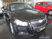 Cần bán xe Chevrolet Cruze đời 2015, màu trắng, 672 triệu