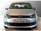 Bán xe Volkswagen Polo sản xuất 2015, màu bạc, xe nhập, giá tốt gọi ngay 0901941899