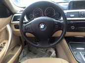 Bán xe BMW 320i đời 2012, màu trắng, nhập khẩu nguyên chiếc