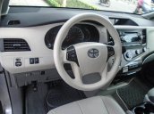 Bán xe Toyota Sienna đời 2010, màu bạc, xe nhập