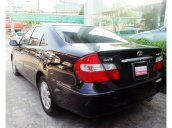 Cần bán Toyota Camry năm 2002, màu đen, nhập khẩu nguyên chiếc