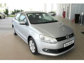 Bán xe Volkswagen Polo sản xuất 2015, màu bạc, xe nhập, giá tốt gọi ngay 0901941899