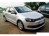 Bán xe Volkswagen Polo sản xuất 2015, màu bạc, xe nhập, giá tốt gọi ngay 0901941899