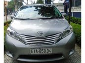 Bán xe Toyota Sienna đời 2010, màu bạc, xe nhập