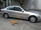 Cần bán xe Mercedes E240 2003, màu bạc, nhập khẩu nguyên chiếc, còn mới
