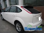 Cần bán Ford Focus đời 2010, màu trắng, 495tr