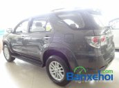 Bán Toyota Fortuner V4X2 đời 2015, màu đen, nhập khẩu nguyên chiếc