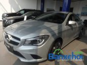 Bán Mercedes CLA200 sản xuất 2015, màu bạc